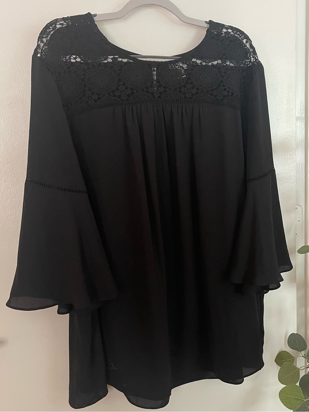 Black Lace Yoke Bell Sleeve Dress